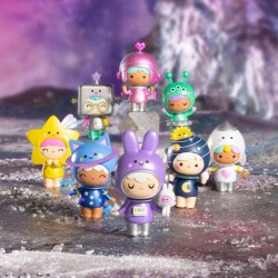 TOMY-OUT OF THIS WORLD -...